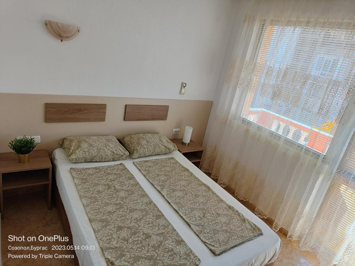 Hotel Moni 85 Family House Sosopol Exterior foto