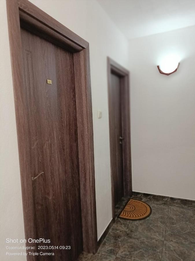 Hotel Moni 85 Family House Sosopol Exterior foto